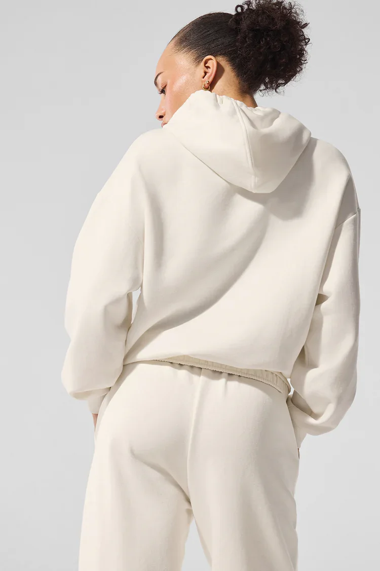 Buy Alo Yoga Accolade Hoodie Online | Premium Unisex Campus Lounge Pullover